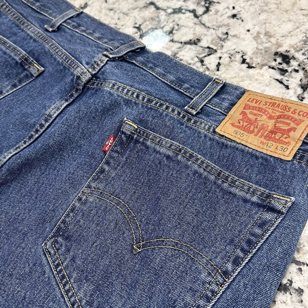 Levi's 505 Jeans Men 42x30 (Fits 40x30) Blue Denim Straight Leg Classic Fit